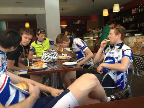 image_1363635768428877