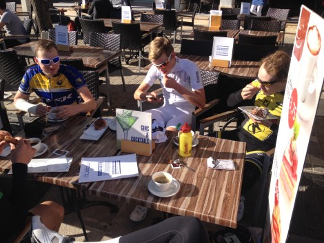 Vi har også funnet en fast cafe 500meter fra leiligheten