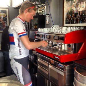 Vi har også funnet oss en herlig café som har super kjekke folk til å lage espresso