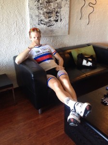 Ta en aldri så liten dobbel espresso etterfulgt av en enkel