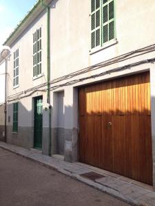 Slik ser det ut utenfor huset/leiligheten