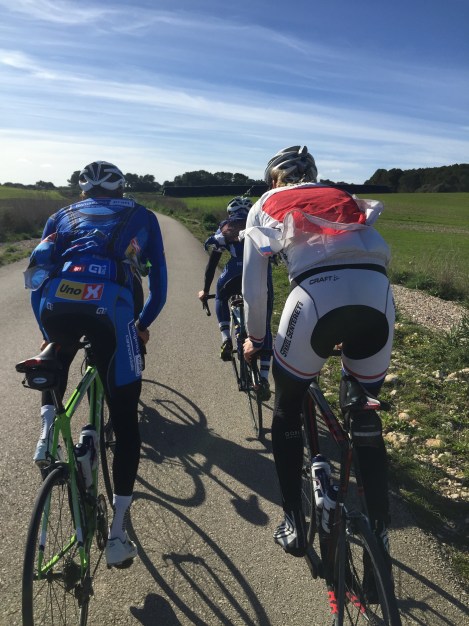 Fredrik Wilmann kommer også tilbake til Mallorca etter at han har vært en tur ute på ritt, så ser frem til noen gode lange turer med han i Mars også. Utrolig hyggelig type med masse erfaring som jeg trives bra med på tur...Han kommer til å gjøre det utrolig sterkt i år.