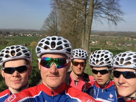 Her er en fornøyd Rye gjeng midt i Koppenberg etter eikestramming osv. Alexander, meg, DJ, Aksel og Ola