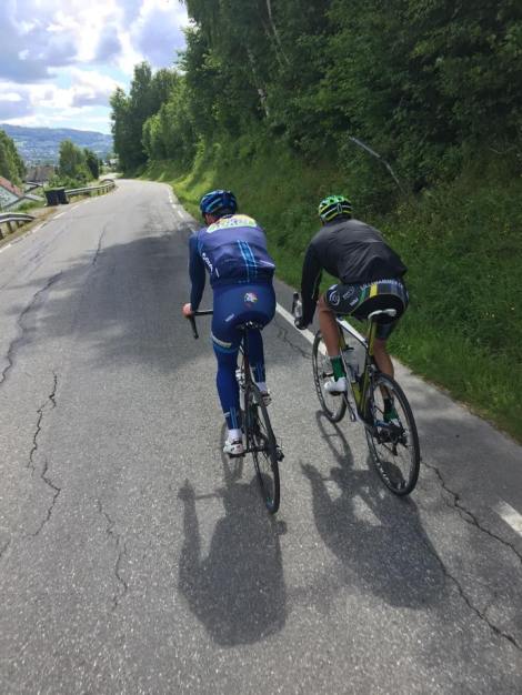 En av disse lokale mosjonistene tok i går gull på lagtempo, nemlig Anders Skaarseth.! Bare å gratulere han og resten av Lillehammer laget! 