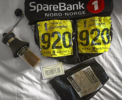 Med oss til Hallingdal hadde vi godt humør, god støtte fra gjengen i Vadsø og god kvalitetskaffe fra Postkaffe.no